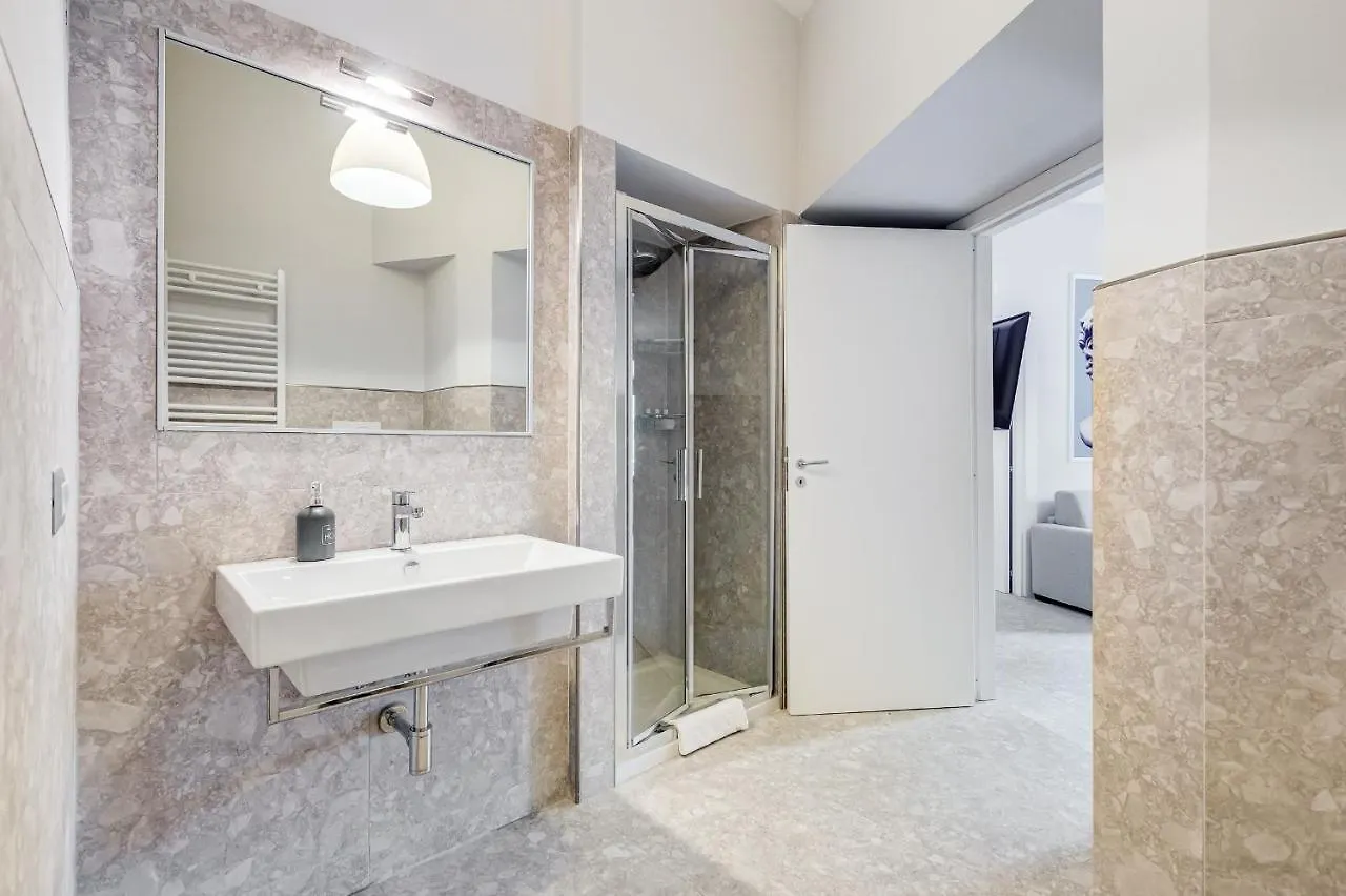 Trevi Fountain - New! - Your Italian Holidays Rom Apartment