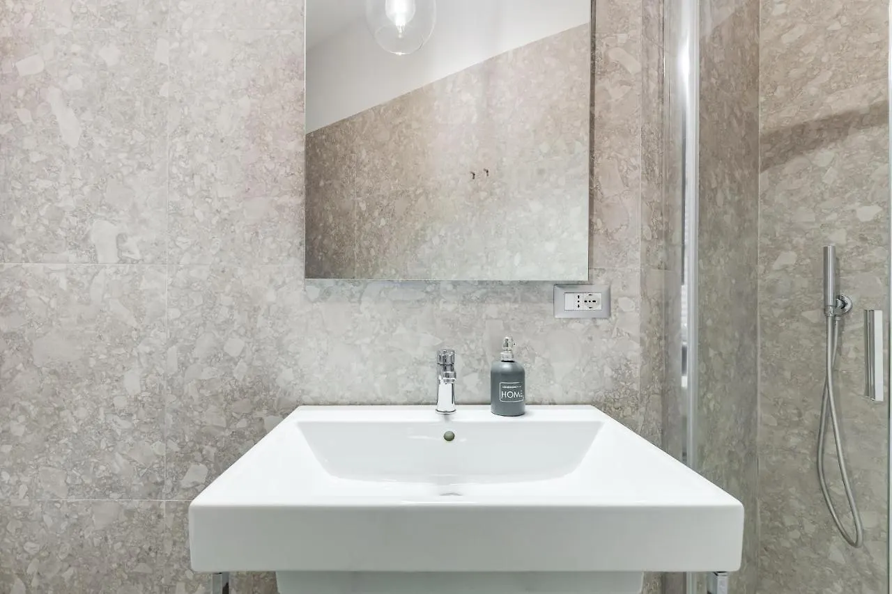 Trevi Fountain - New! - Your Italian Holidays Rom Apartment