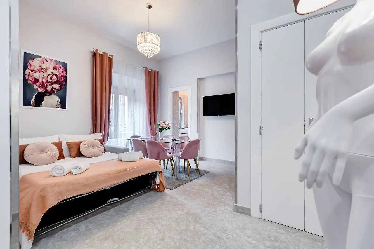 Trevi Fountain - New! - Your Italian Holidays Rome Apartment