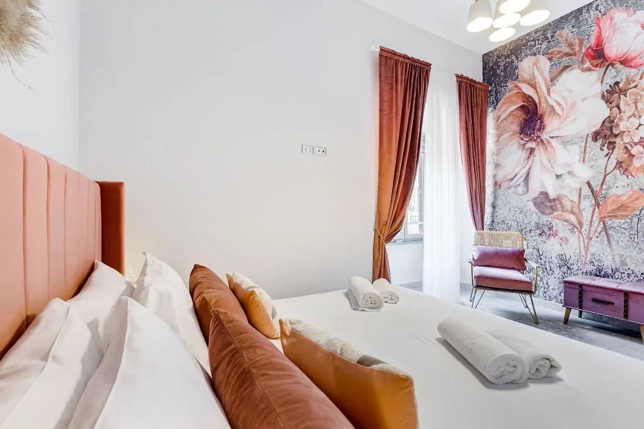 Trevi Fountain - New! - Your Italian Holidays Rome Italy