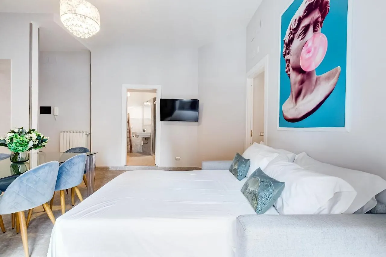 Trevi Fountain - New! - Your Italian Holidays Rome Apartment