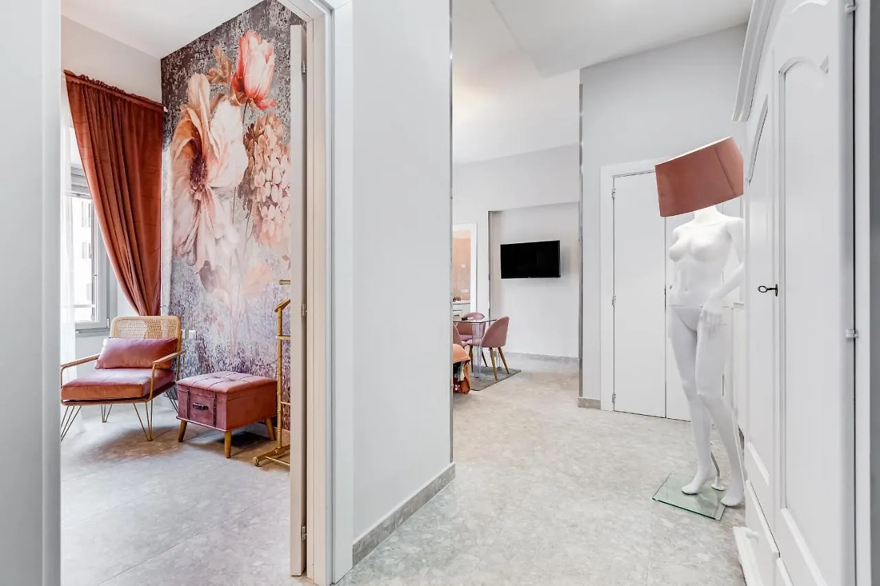Appartamento Trevi Fountain - NEW! - Your Italian Holidays Roma